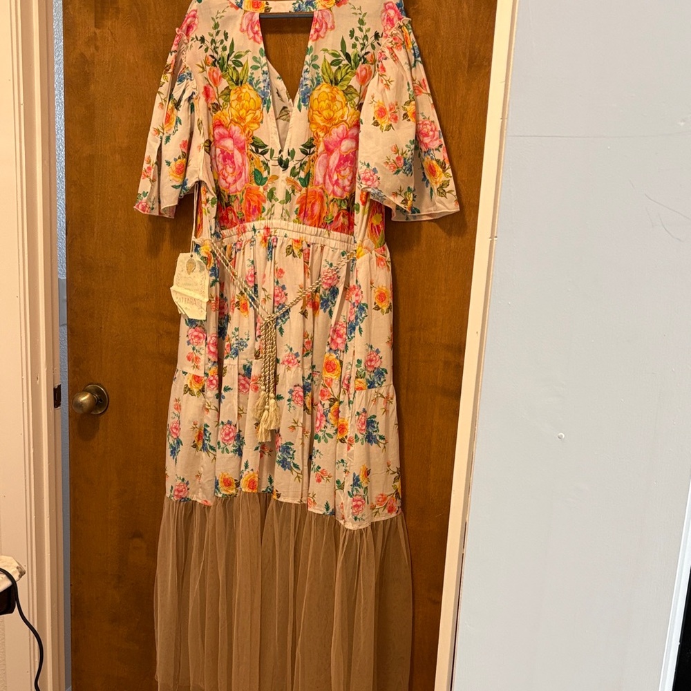 450. Aratta Floral Button-Front Maxi Dress in Cream with Tulle Hem - Picture 2 of 3